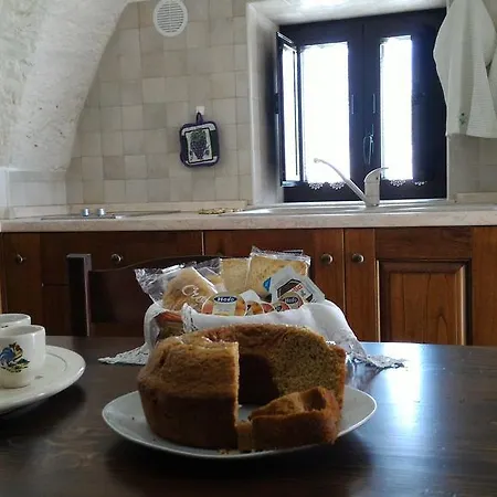 Quei Trulli Divini * Locorotondo